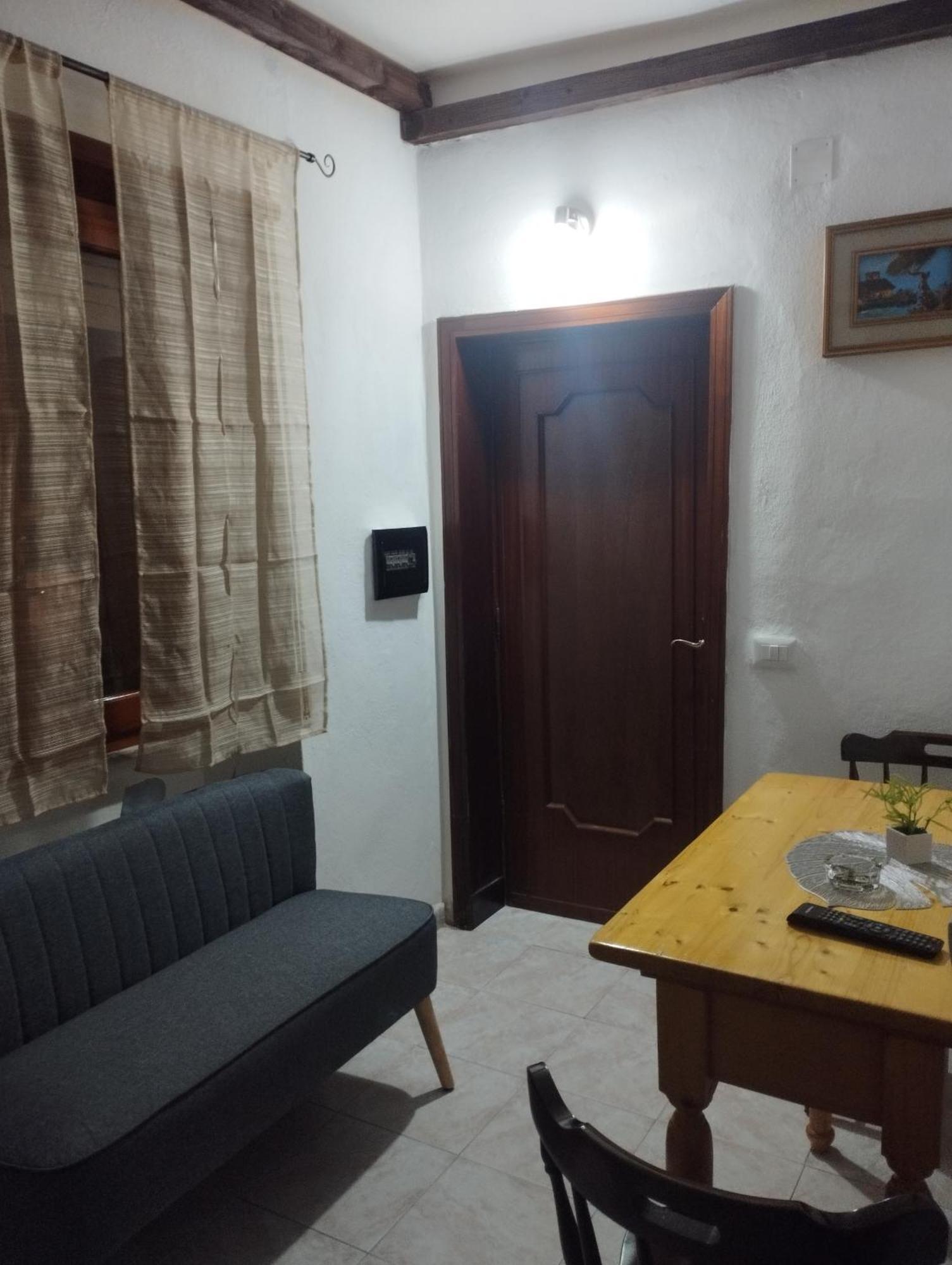 Casa Luisa Lägenhet Aggius Exteriör bild